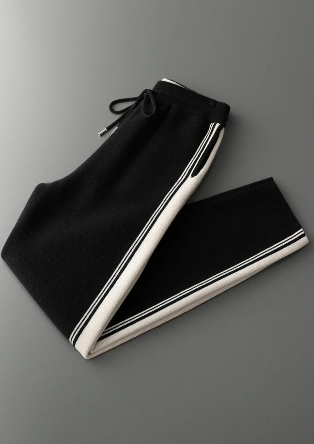 Luxuriöser PARIJAN 100% Kaschmir Trainingsanzug Damen – Weich, Elegant, Bequem