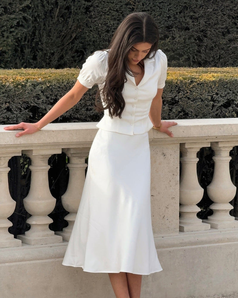 Elegantes Pearl Co-ord Set: Satin Bluse & Midi-Rock für Stilvolle Damen