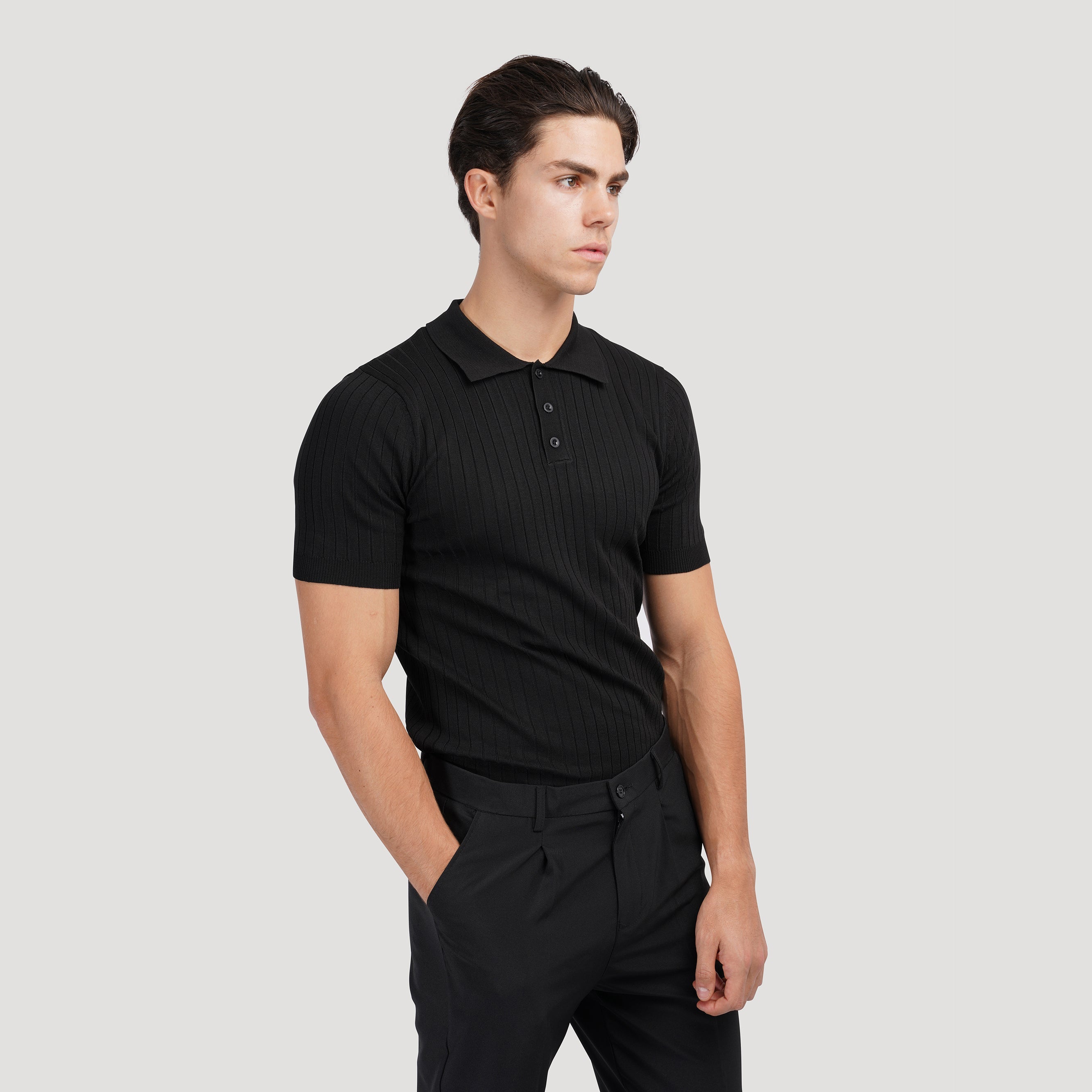 GIMCHEON Gestricktes Herren-Poloshirt aus Baumwolle – Gerippt, Kurzarm, Elegant & Modern