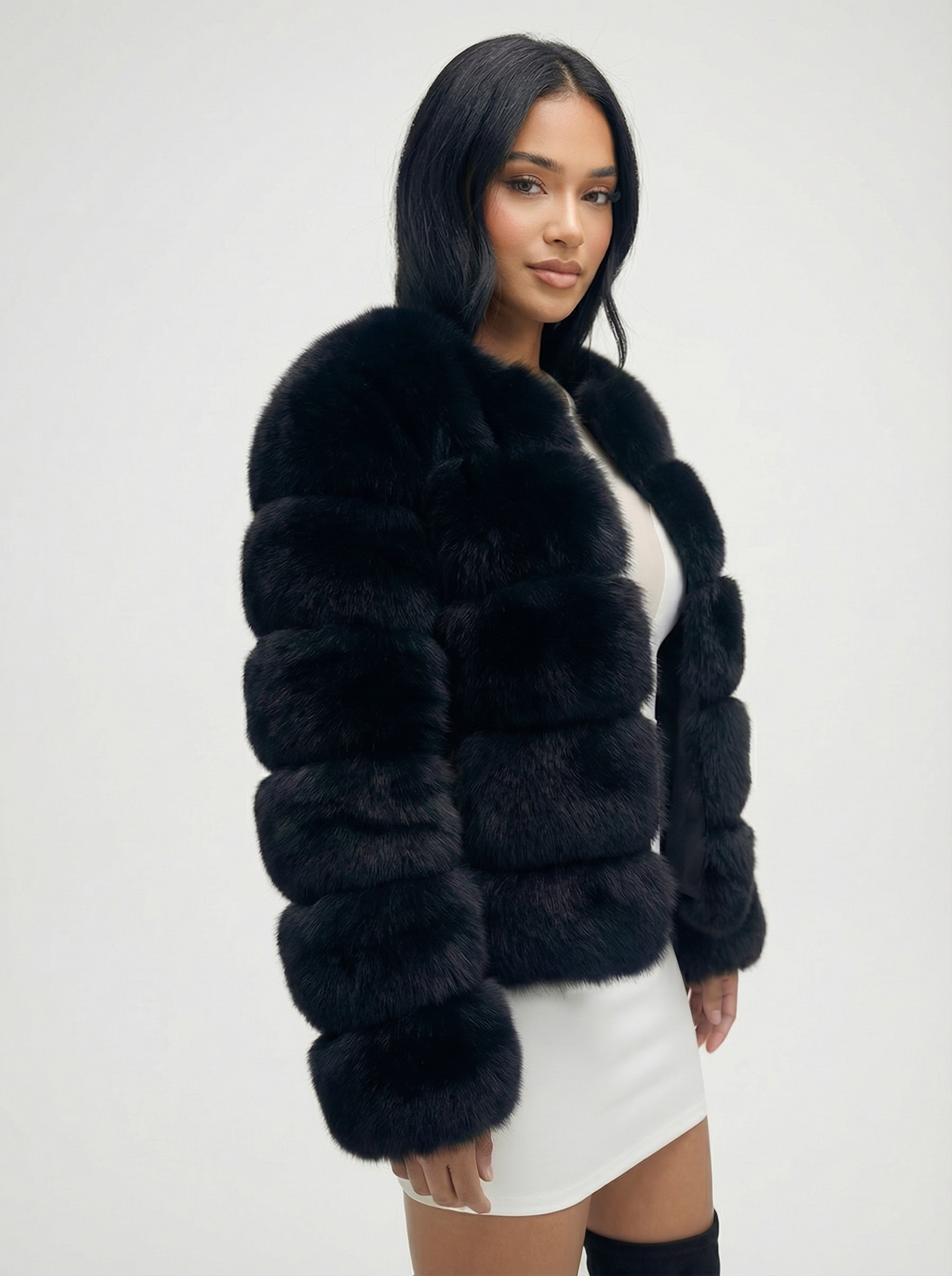 Aléor Beverly Pelzjacke Luxuriöse kuschelige Damenjacke für kalte Winter Tage