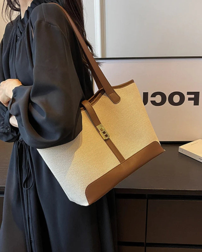 St. Tropez Schultertasche: Elegante, Geräumige Tasche für Stilvolle Auftritte