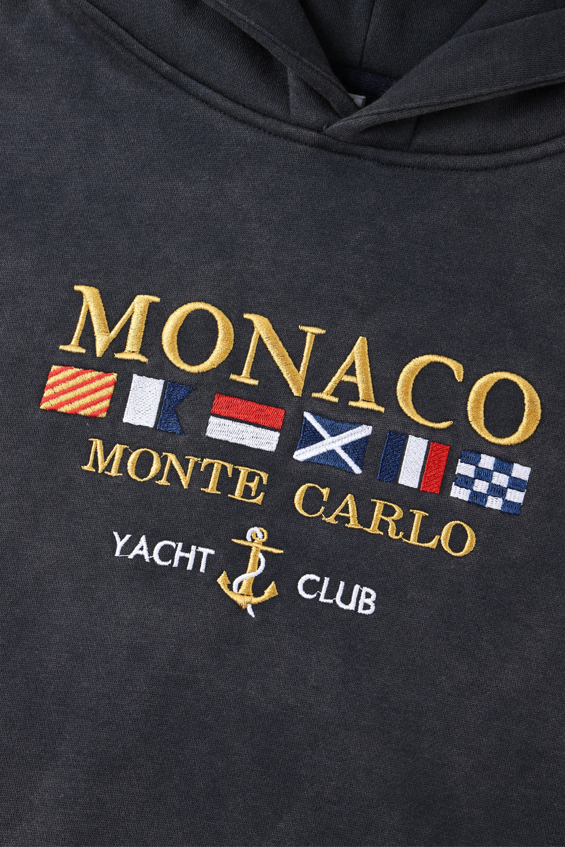 Limitierter Monaco Yacht Club Hoodie: Luxuriöser Komfort und exklusiver Stick für Stil