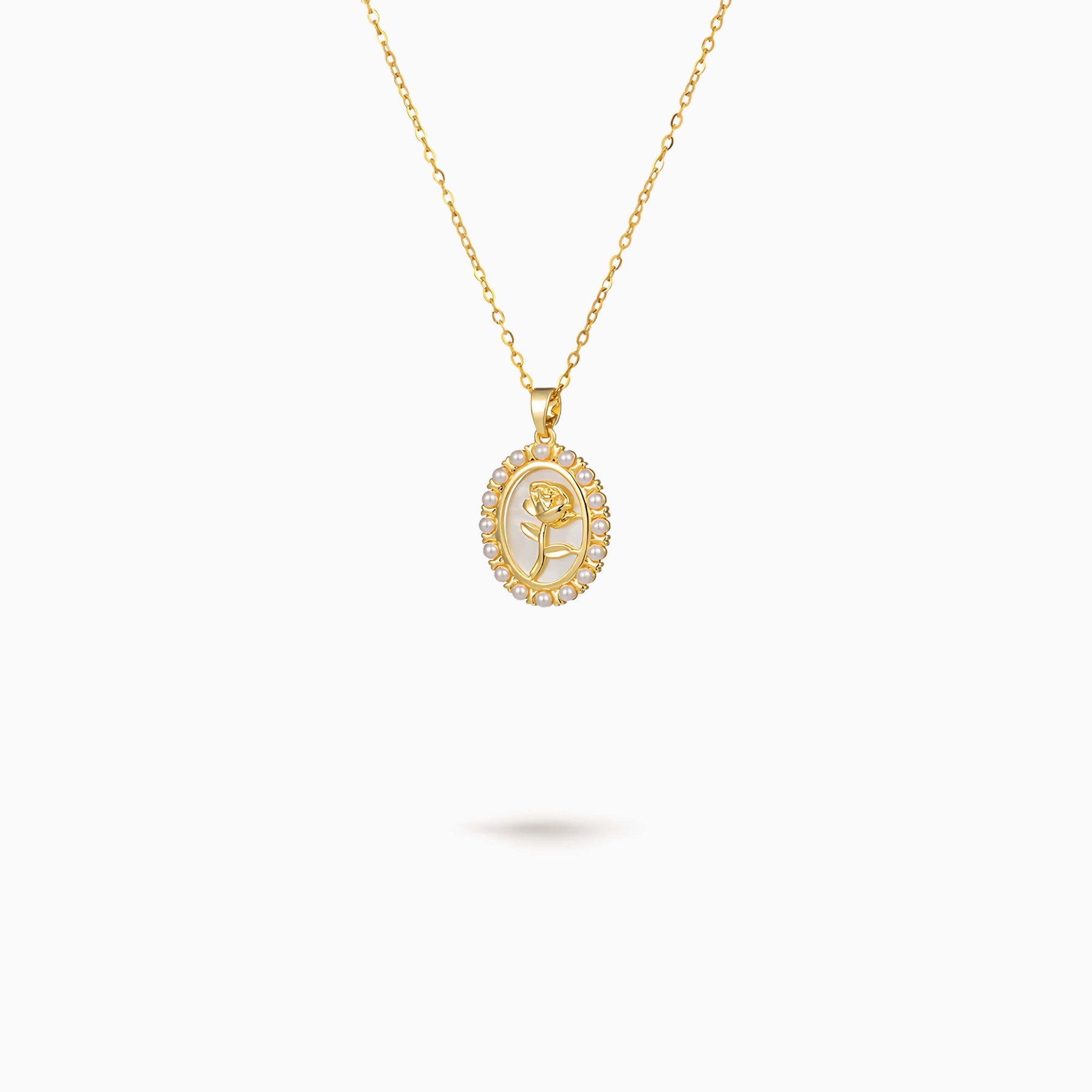 Elegante VILMARIE Rose de Perles Halskette aus hochwertigem Edelstahl