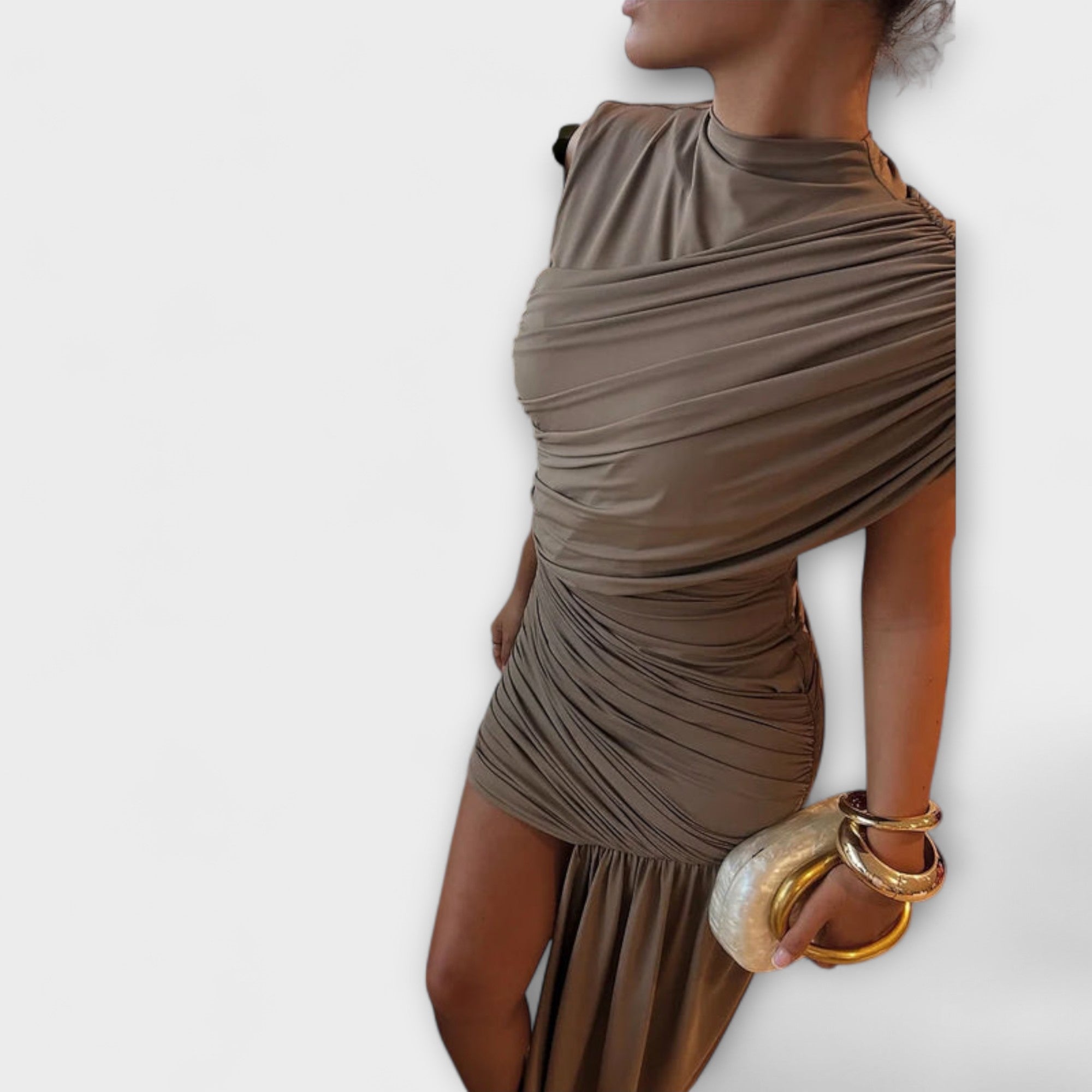 Lila Elegantes Figurbetontes Kleid mit Rundhalsausschnitt, Falten & Modernem Schnitt